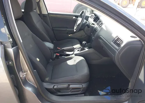 2015 Volkswagen Jetta 2.0L S z USA, uszkodzony, nr VIN 3VW2K7AJ8FM284533